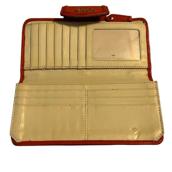 Coach classic well loved wallet - Picture 3 of 5